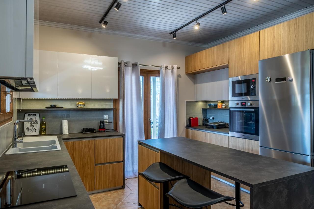 G.R Luxury Apartment Kalligoni Exterior foto