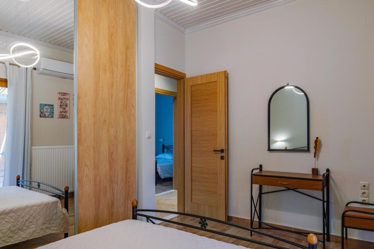 G.R Luxury Apartment Kalligoni Exterior foto