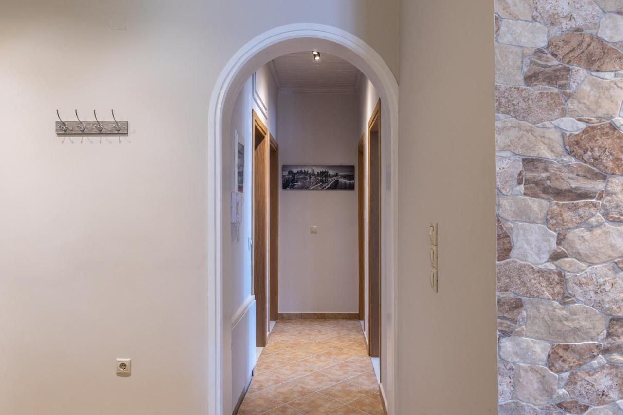 G.R Luxury Apartment Kalligoni Exterior foto